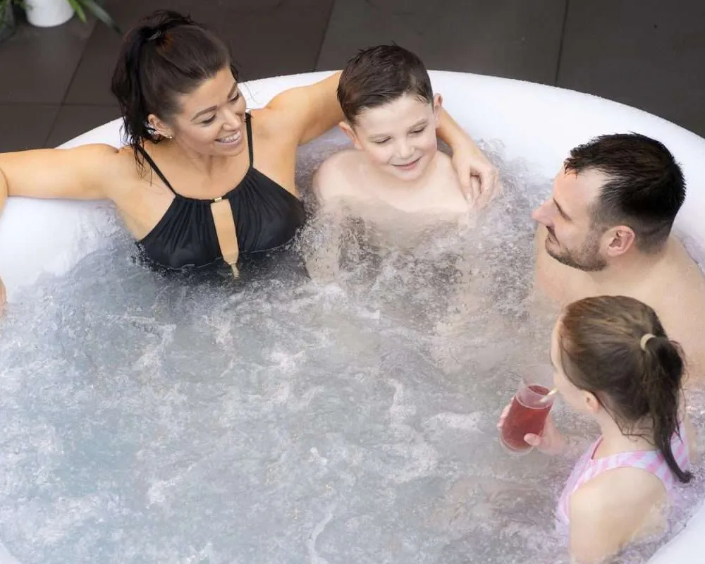 Bestway 60001 | Size 5.90 x 5.90 x 2.16 Ft | Inflatable Portable Spa Lay Z Bathtub Miami - Image 3
