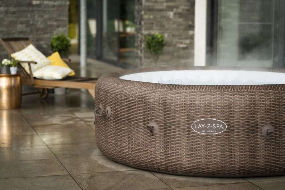 Bestway 60023 | Size 7.00 x 7.00 x 2.30 Ft | Inflatable Portable Spa Lay Z Bathtub St Moritz - Image 4